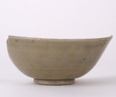 Chinese celadon bowl surveyed from Hakata bay